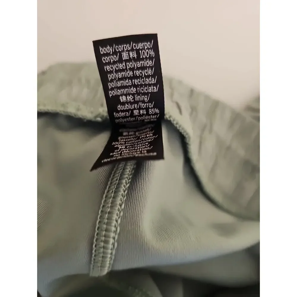 Victoria Secret On Point Sage Green Athletic Shorts Size Small‎